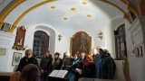 O tradičním Adventním zastavení nám v kapli zazpíval soubor Pěslav Ozvěna z Třeboně